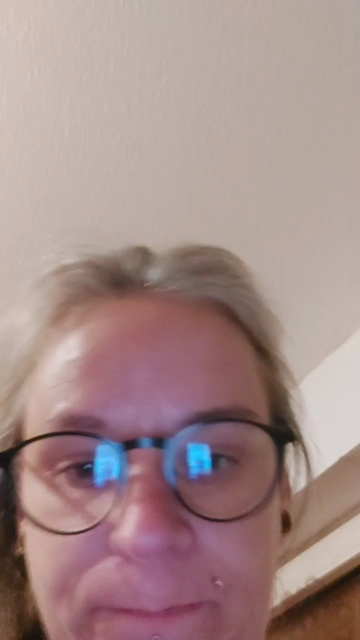 Hot_Claudia 27-07-2021 Wet 